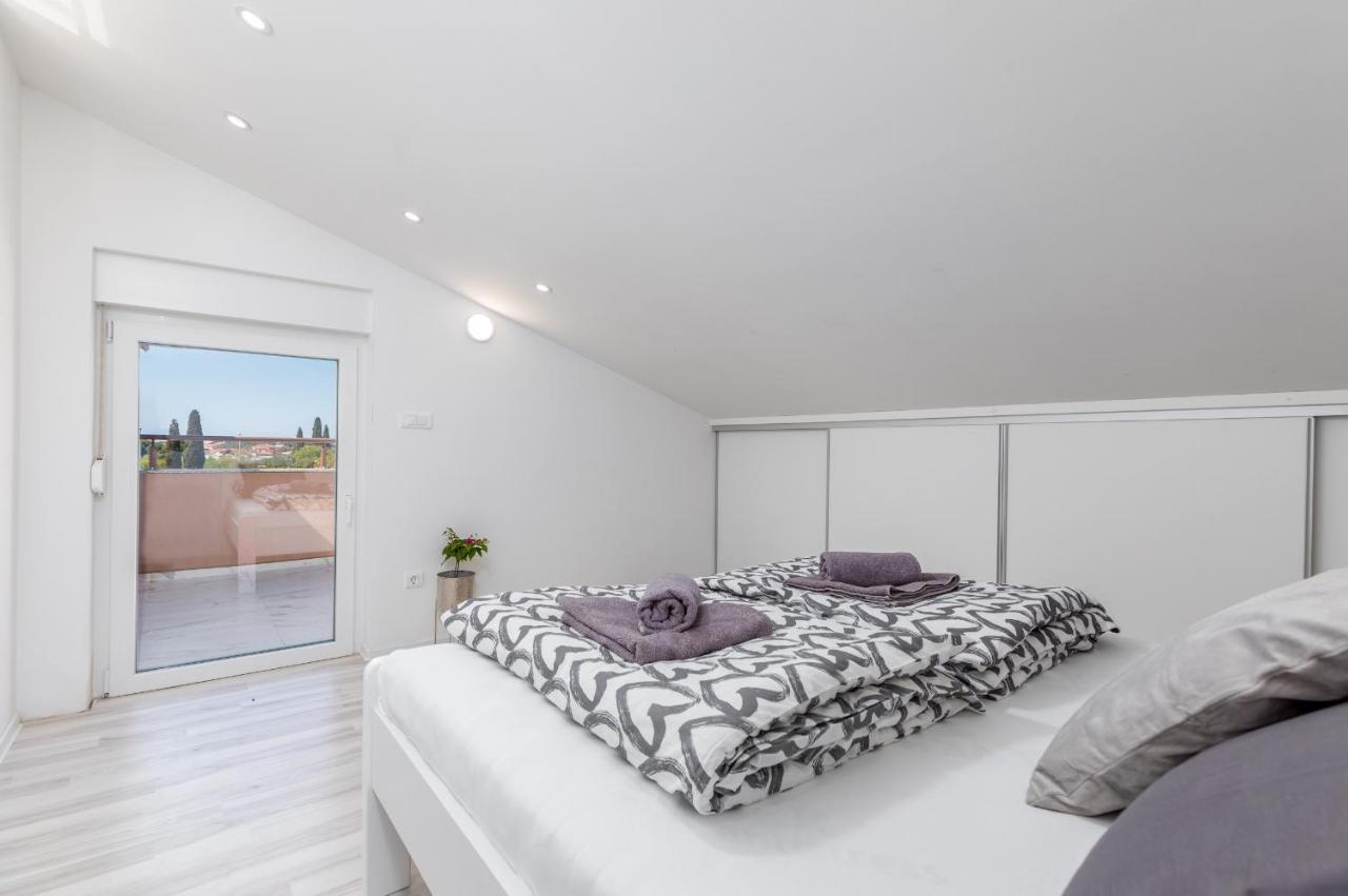 Apartman Knezevic A Fažana Esterno foto