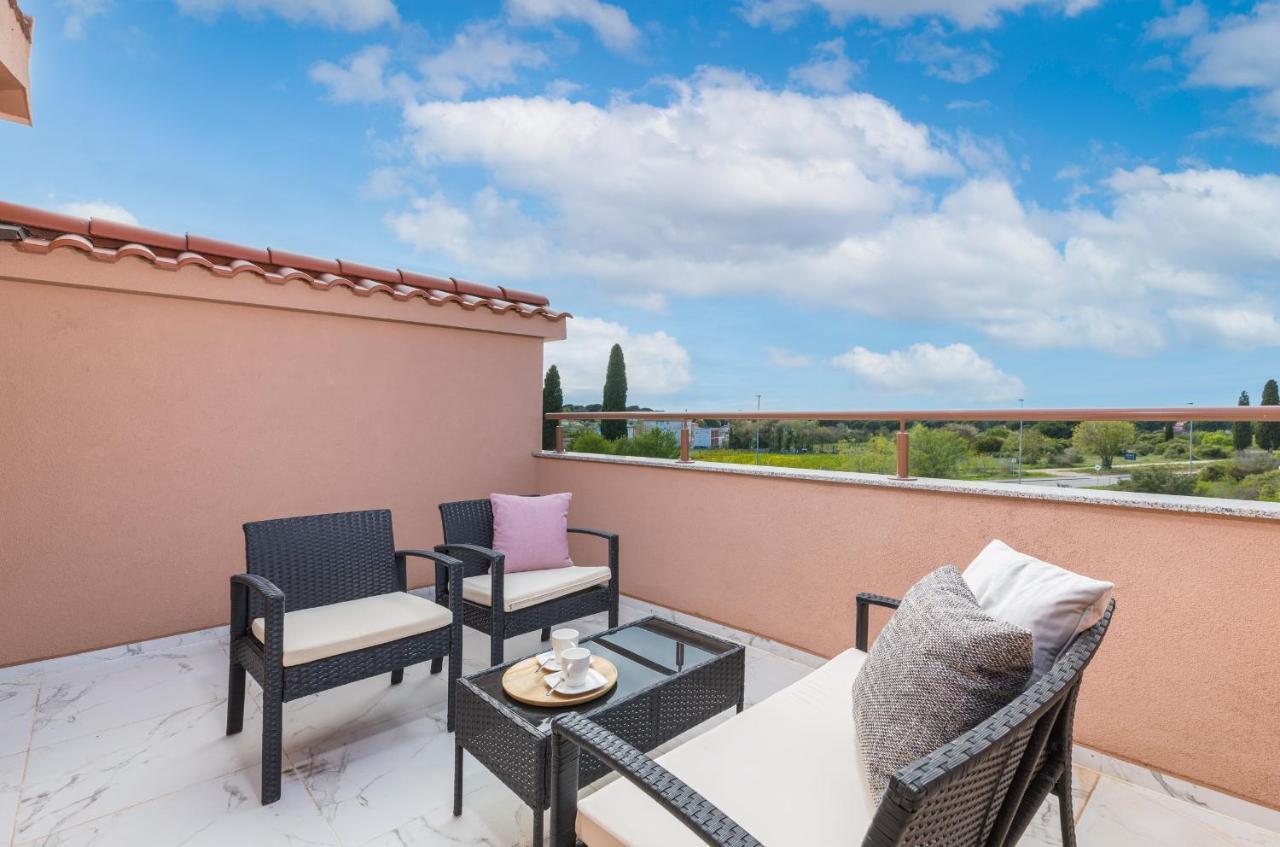 Apartman Knezevic A Fažana Esterno foto