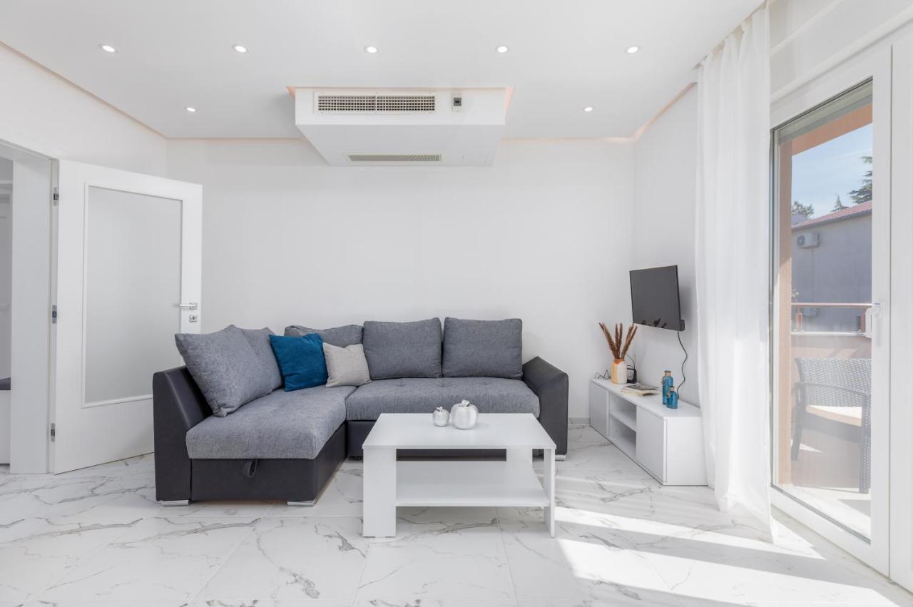 Apartman Knezevic A Fažana Esterno foto