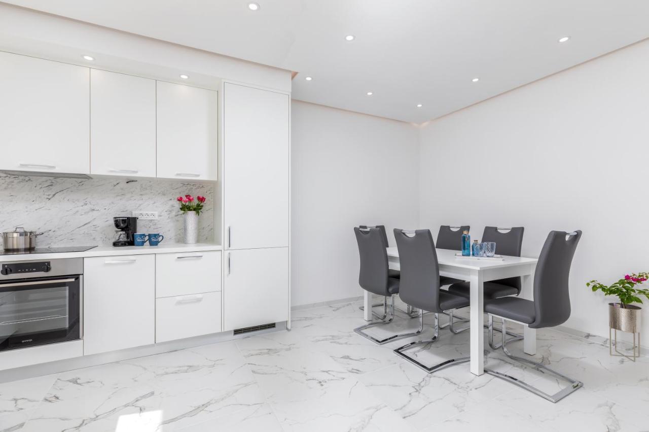 Apartman Knezevic A Fažana Esterno foto